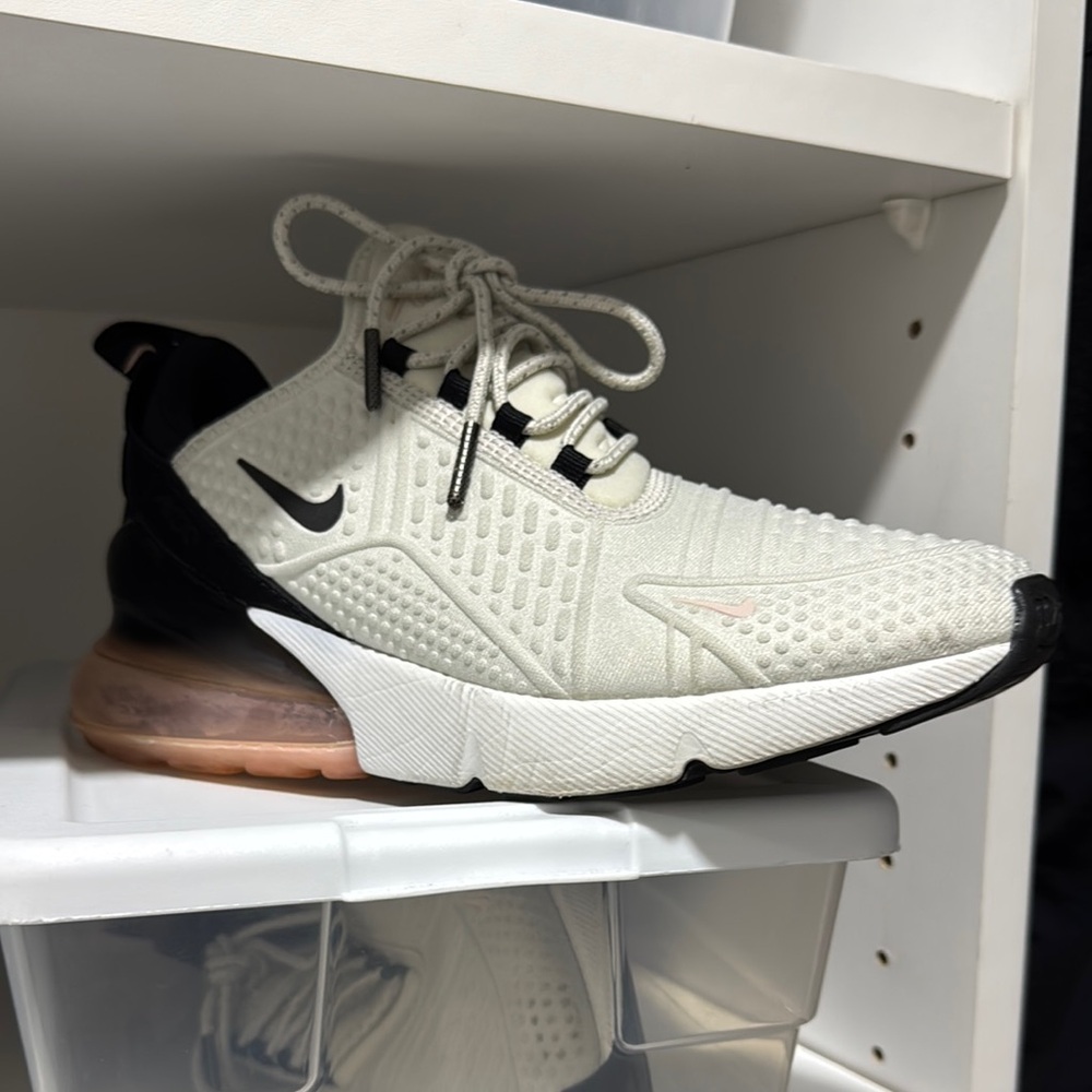 Nike Air 27 Ivory and Black Athletic Shoes